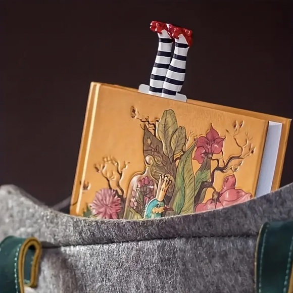 Other - Wizard of Oz Wicked Witch Of The West Inspired Dorothy Ruby Slippers Bookmark